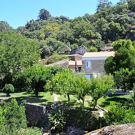 Hotel Quinta De Sao Pedro De Vir-a-corca Em Monsanto 3*