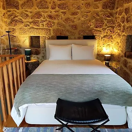 Hotel Quinta De Sao Pedro De Vir-a-corca Em Monsanto 3*